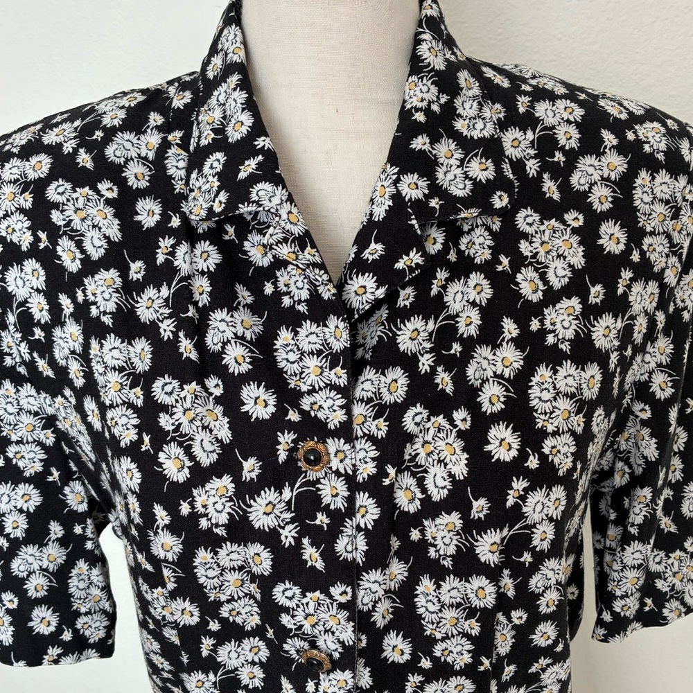 Vintage 80s Daisy Print Blouse - Picture 2 of 10